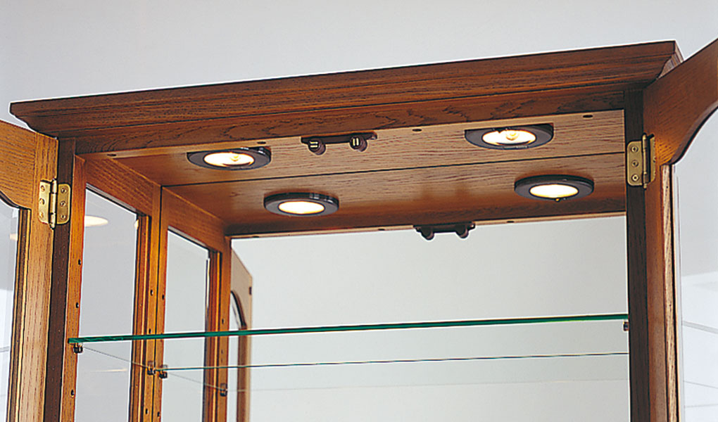 穂高 キュリオケース | 飛騨産業株式会社【公式】 | 飛騨の家具、国産家具