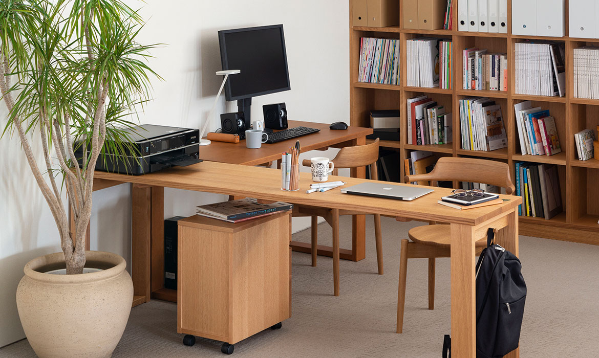 soffio デスク（両枠脚） | 飛騨産業株式会社【公式】 | 飛騨の家具