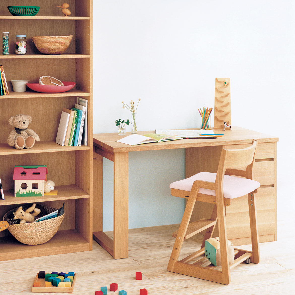 soffio デスク（枠脚+ボックス脚） | 飛騨産業株式会社【公式】 | 飛騨