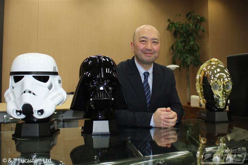 スター・ウォーズの等身大マスク保冷庫 家電なのにこだわったその造形