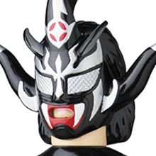 世界の獣神サンダー・ライガーとスーパータイガーがソフビシリーズ