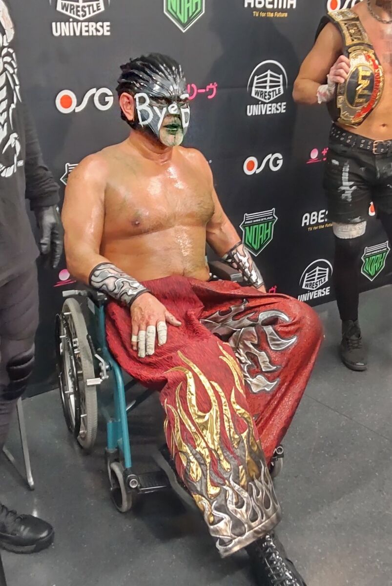 武藤敬司氏、WWE殿堂表彰…タキシード姿の「グレート・ムタ」で登壇