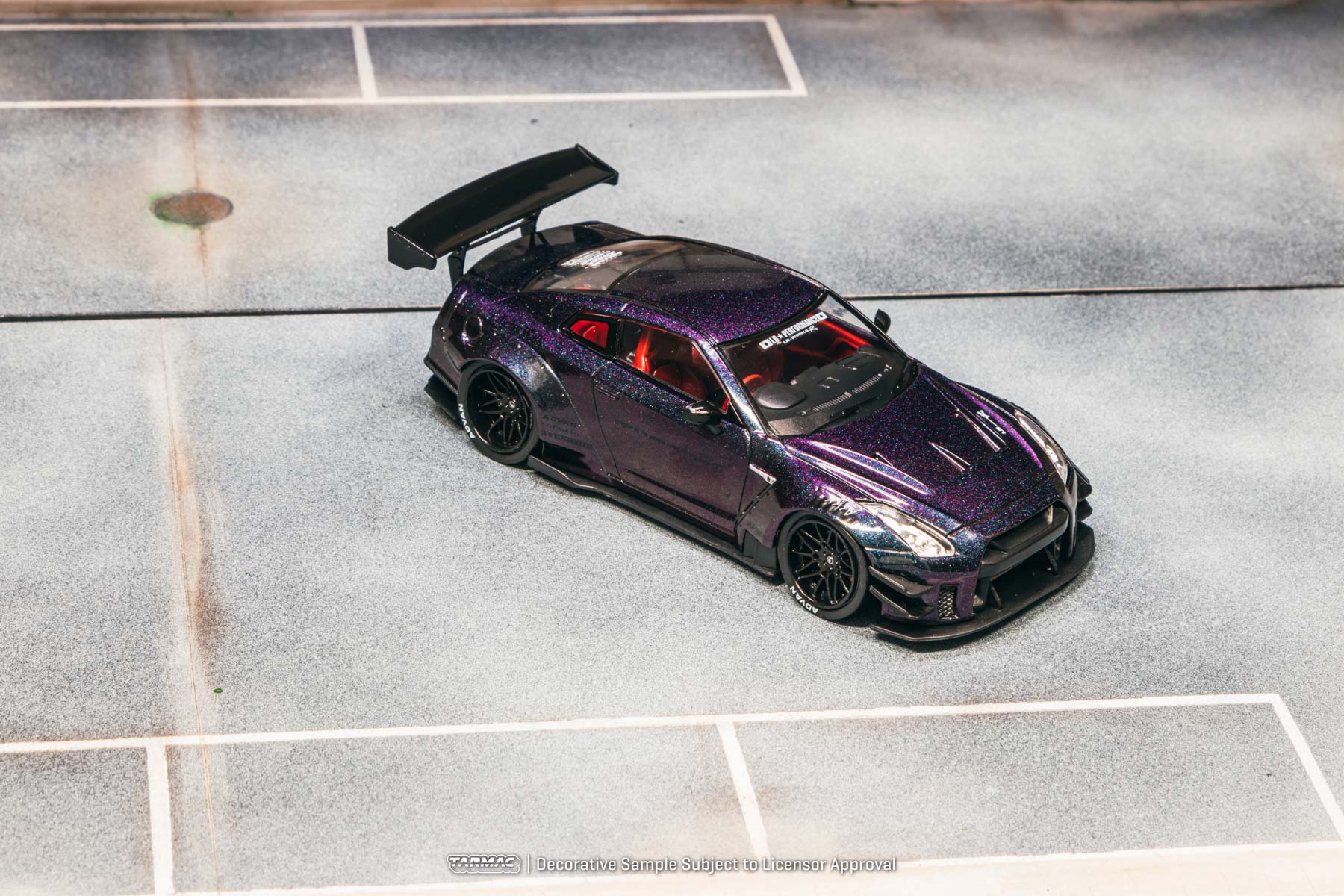 Tarmac Works 1:43 LB-WORKS NISSAN GT-R R35 type 2 Midnight purple