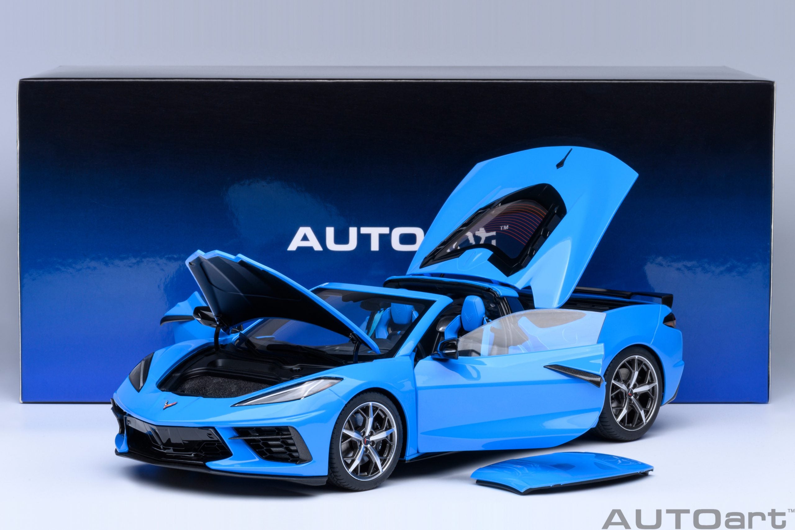 AUTOart 1:18 Chevrolet Corvette C8 Stingray Z51 in Rapid Blue