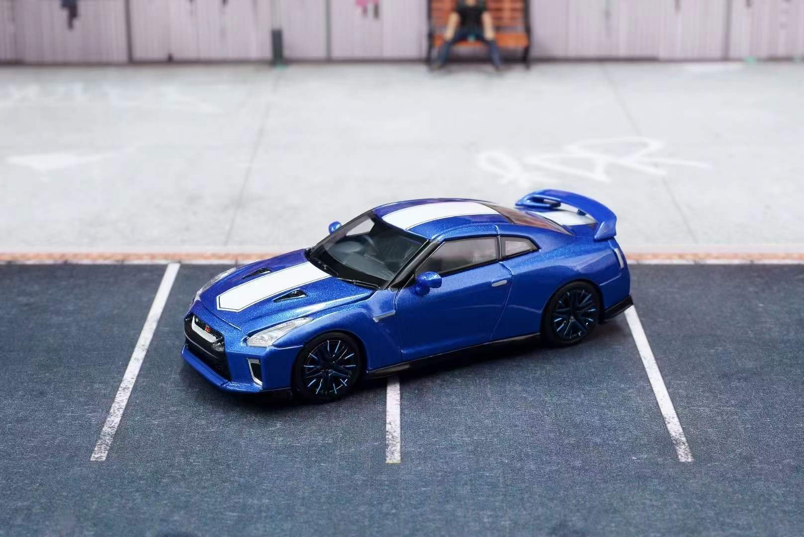 Motorhelix 1:64 Nissan GT-R (R35) 50th Anniversary Diecast