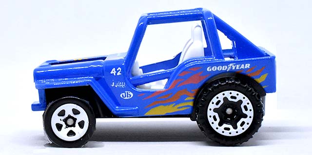 42 WILLYS MB JEEPのレビュー！もしも戦時中のジープがドラッグ