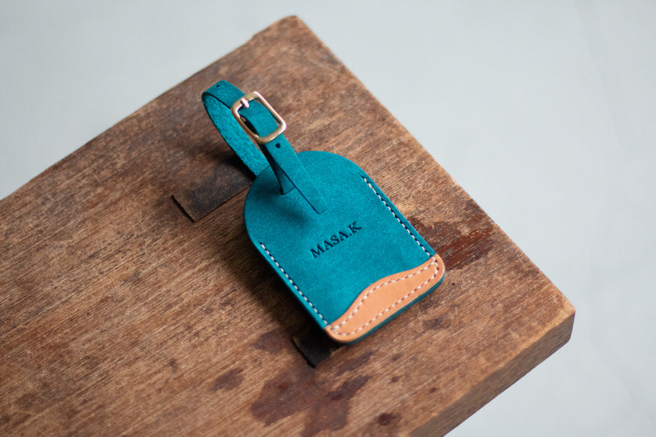 ターコイズグリーンのレザータグチャーム – icchi leathercraft