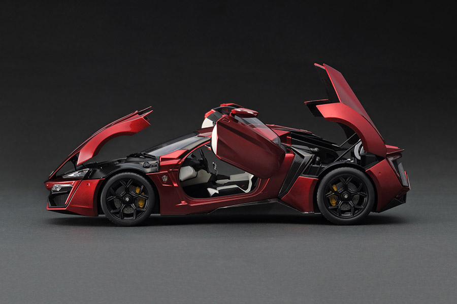 TK-KF00101 1/18 W MOTORS Lykan Hypersport Metallic red | LINE UP