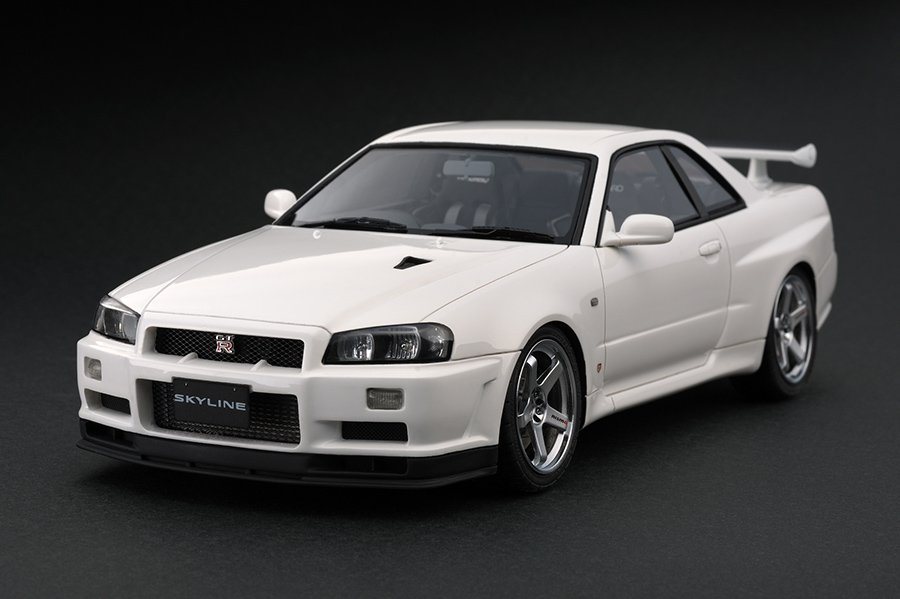 IG0186 1/18 Nissan Skyline GT-R V-spec II (R34) White | LINE UP