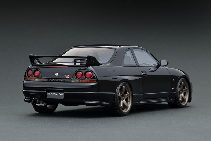 IG1314 1/18 Nissan Skyline GT-R (BCNR33) V-spec Black | LINE UP