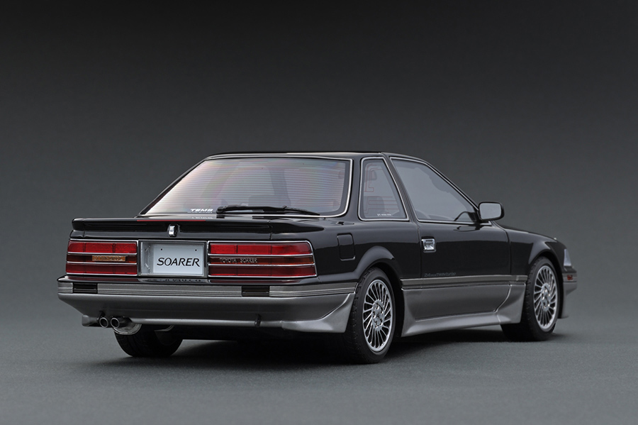IG1329 1/18 Toyota Soarer (Z20) 2.0GT-TWIN TURBO L Black/Silver