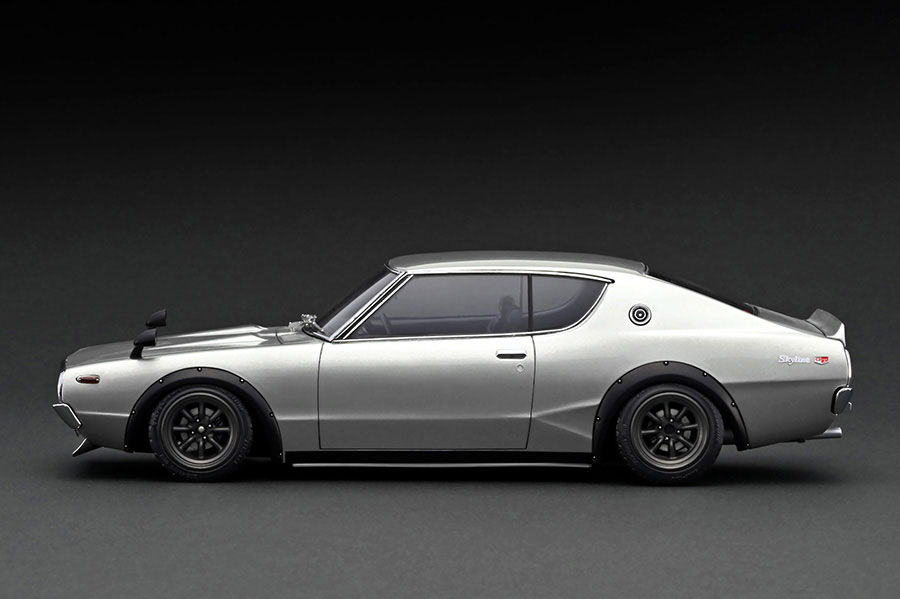 IG3452 1/18 NISSAN Skyline 2000 GT-R (KPGC110) Silver | LINE UP
