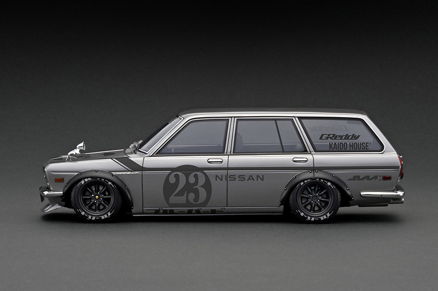 IG3151 1/18 Datsun Bluebird (510) Wagon Silver | LINE UP | [公式