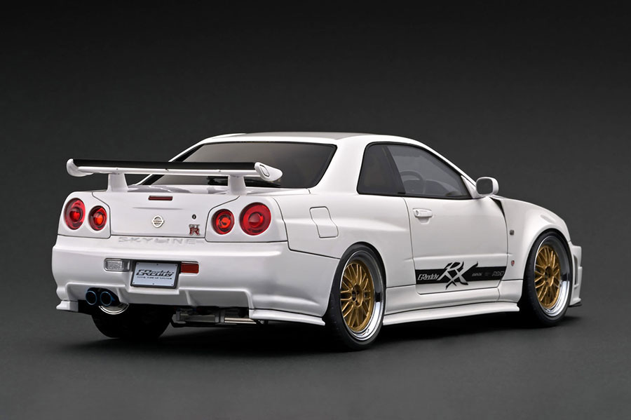 IG3227 1/18 Nissan Skyline GT-R (BNR34) White | LINE UP | [公式