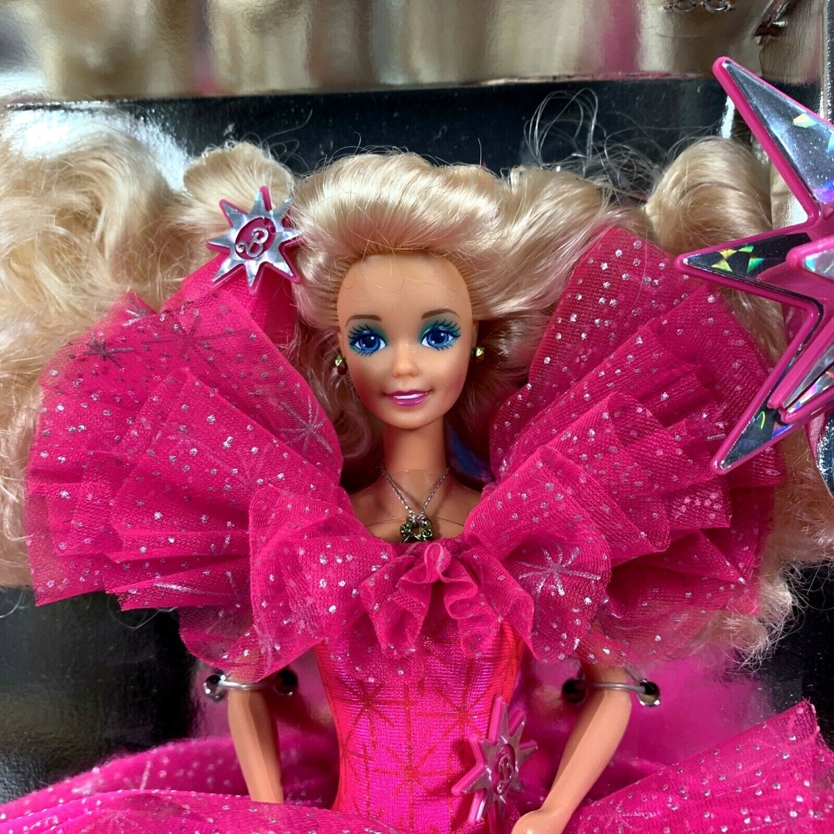 VINTAGE 1990 HAPPY HOLIDAYS BARBIE SPECIAL EDITION #4098 DOLL