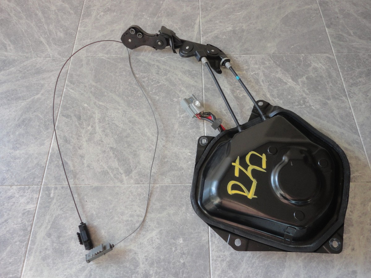 NISSAN SERENA HFC26 C26 Genuine Sliding Door Power Slide Motor