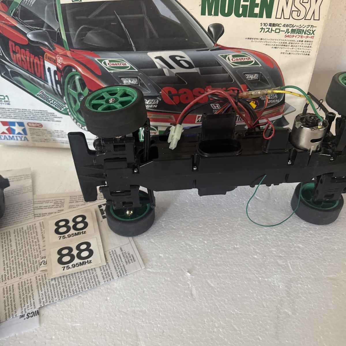 Tamiya 1/10 Rc Castrol Mugen Nsx Tl-01 On-Road Racing Car Kit