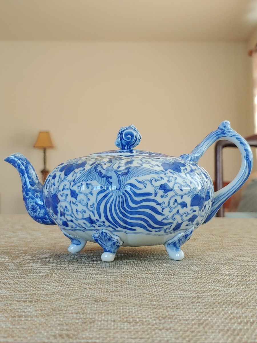 白云堂周兵制青花瓷凤凰形茶壶19th C Japanese Blue And White