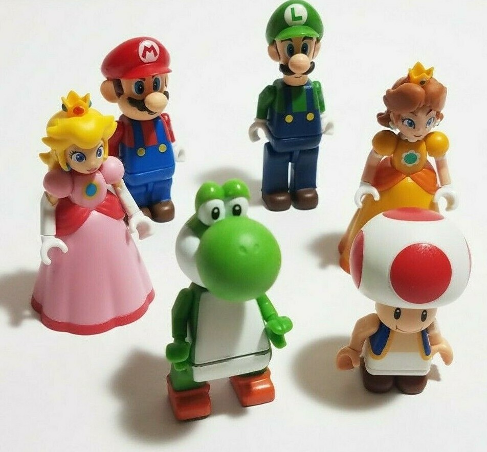 6 KNEX Mario Kart Wii Mini Figures Nintendo Princess Peach Daisy