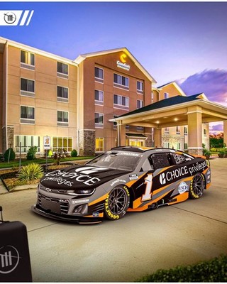 2025 Ross Chastain Choice Hotels NASCAR 1:64 Diecast Advent