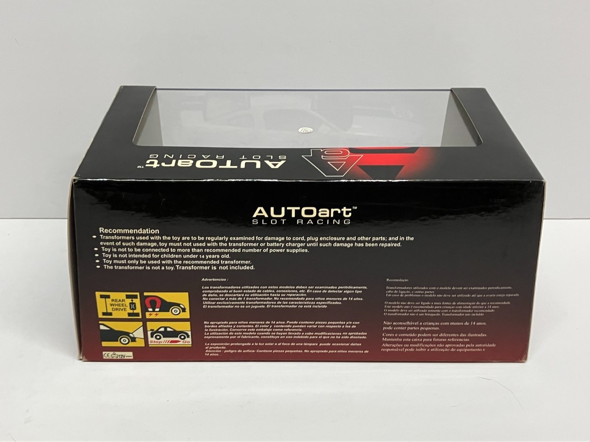 1:24 AUTOart Slot Racing - Ford Mustang FR500C 2005 Grand-Am