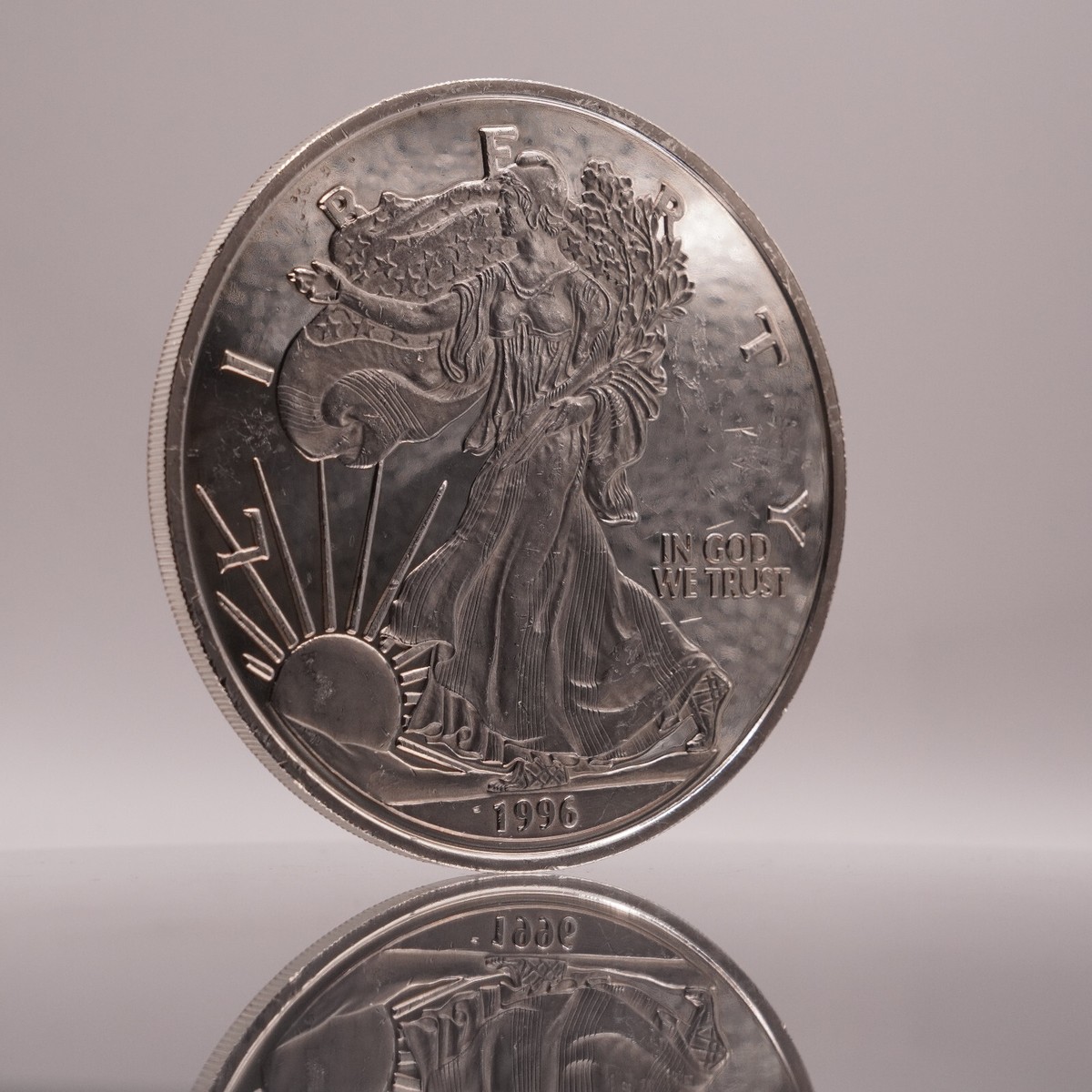 HUGE 1996 USA Eagle Lady Liberty HALF POUND 8oz 999 FINE Silver