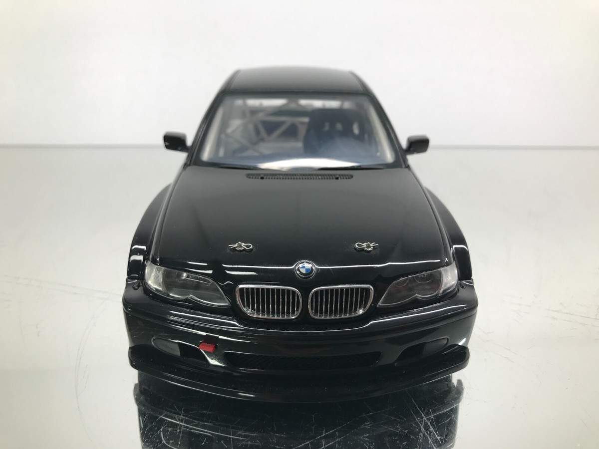 AUTOART 80549 BMW 320I E46 WTCC PLAIN BODY VERSION -BLACK 1:18