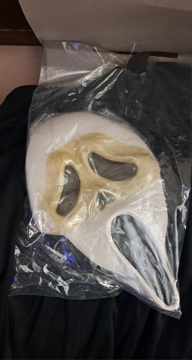 VINTAGE SCREAM GHOST FACE COSTUME/1997/RARE/ADULT/UP TO 200LB/NEW