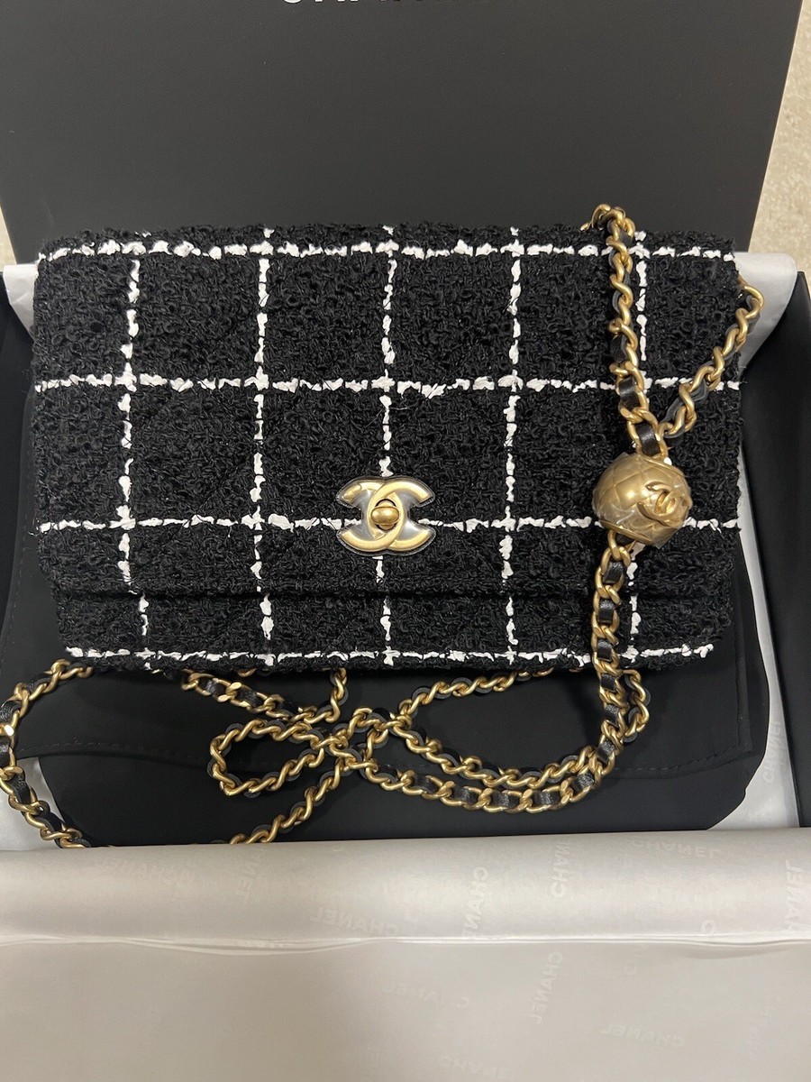 CHANEL 23K Pearl Crush Wallet On Chain Wool Tweed Black Gold-Tone