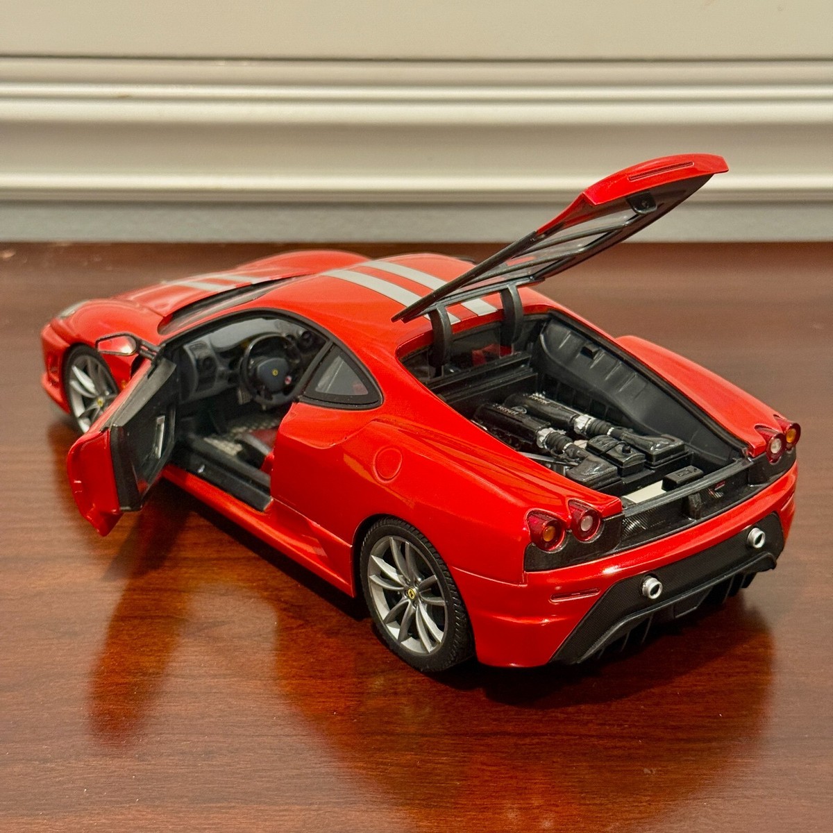 Hot Wheels Elite Ferrari F430 Scuderia Metallic Red 1/18 Scale