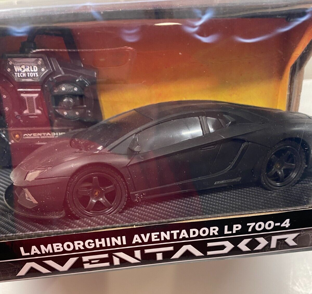 World Tech Toys Lamborghini Aventador 1:24 RC Car Black New in Box