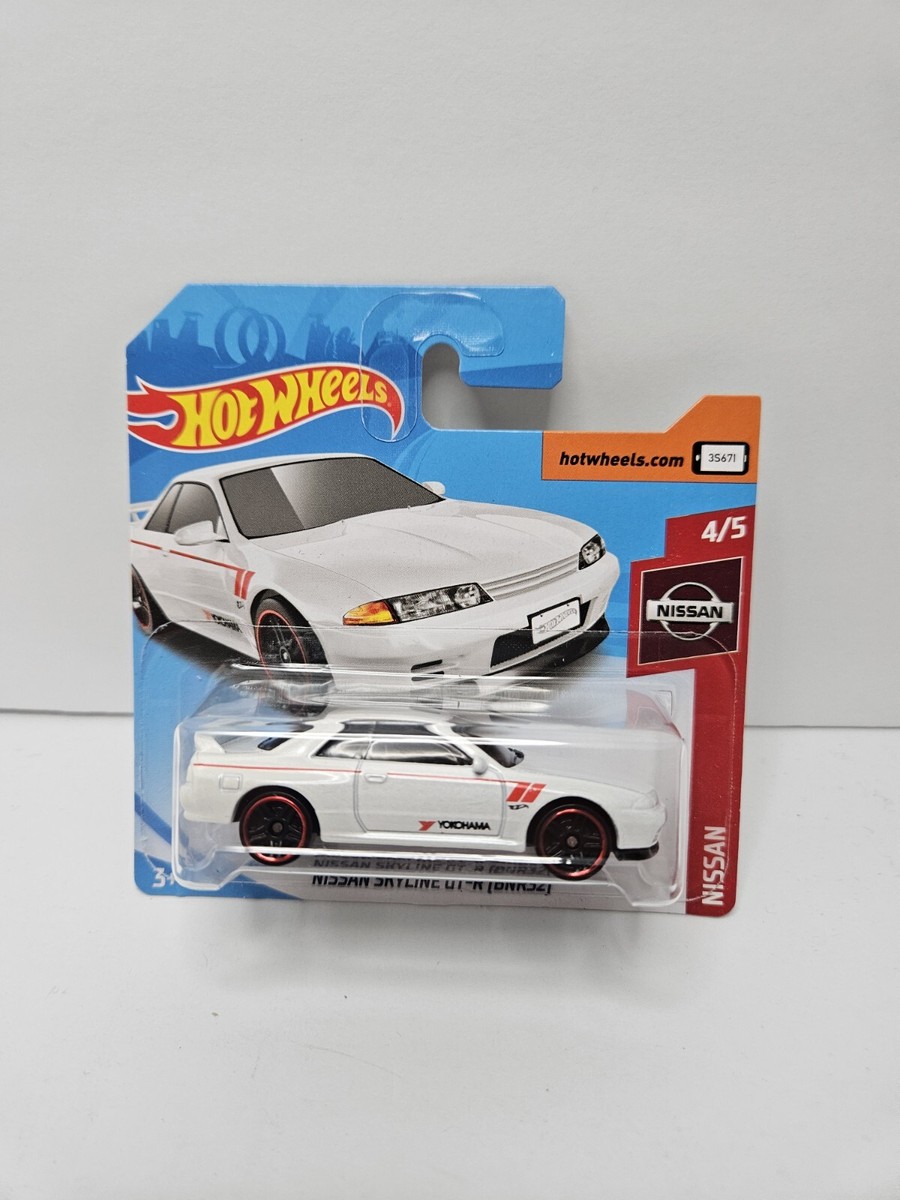 Hot Wheels Nissan Skyline GT-R R32 White Yokohama Nissan Series 4