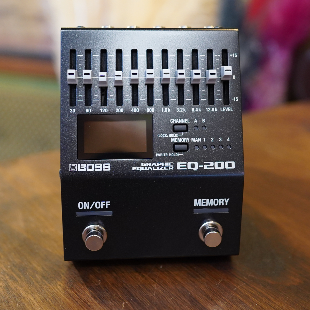 BOSS EQ-200 Graphic Equalizer Guitar Effects Pedal BrandNew