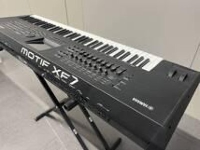 Yamaha MOTIF XF7 synthesizer keyboard almost unused | eBay