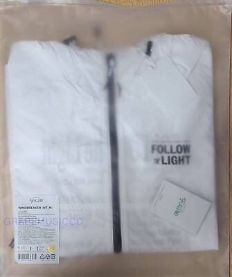 SEVENTEEN TOUR FOLLOW OFFICIAL MD GOODS WINDBREAKER + PHOTOCARD