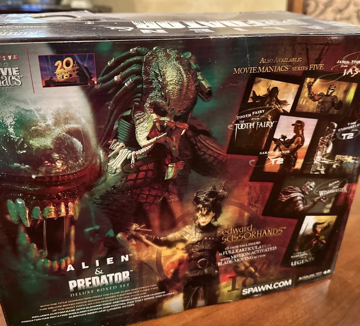 McFarlane Toys - Movie Maniacs Series 5 - Alien & Predator Deluxe