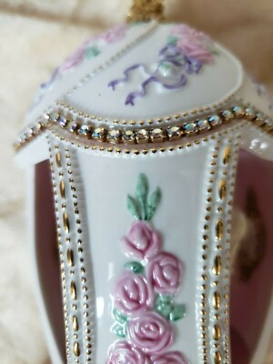 Franklin Mint House of Faberge Porcelain Musical Carousel Egg 24k