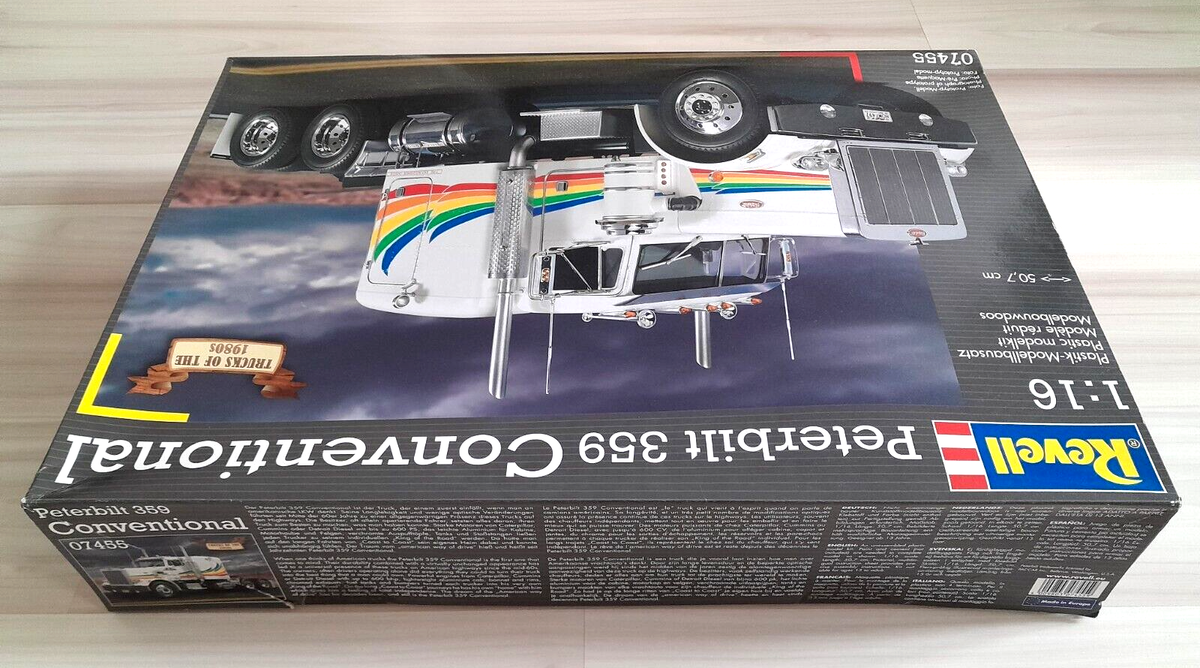 Peterbilt 359 Conventional in 1:16 scale | Factory sealed | Not