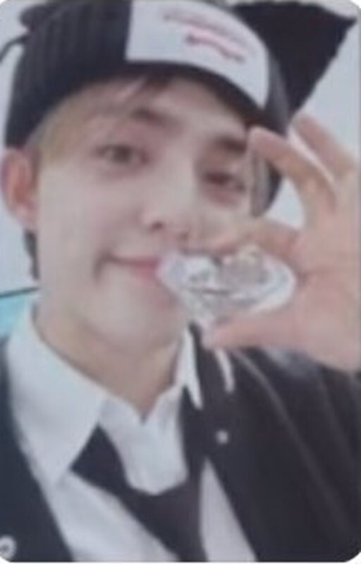 SEVENTEEN 17 IS RIGHT HERE HERE / HEAR ver. OFFICIAL PHOTO CARD | eBay