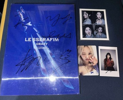 With pob) LE SSERAFIM LESSERAFIM OFFICIAL YZY AUTOGRAPH SIGNED