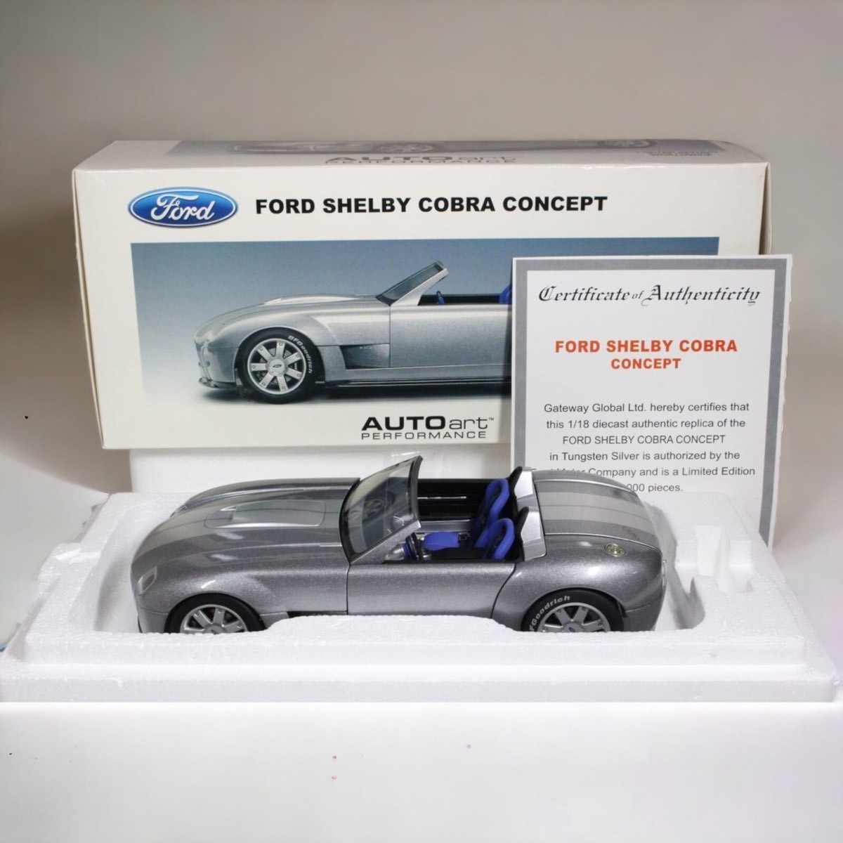 AUTOart 1/18 model car Ford Shelby Cobra Concept 2004 Silver 73031