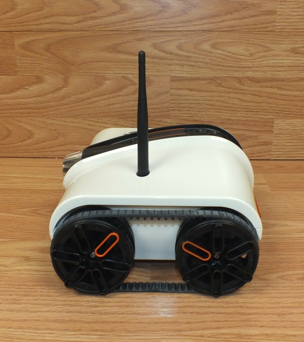 Brookstone Picture Taking App-Controlled Spy Tank Rover WiFi