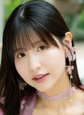 2025 Wall Calendar Momo Sakura 515x728mm 8pages Japanese Idol CL