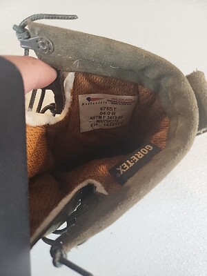 Belleville 675 ST Gore Tex Steel Toe Insulated Boots 4.0 R 4.0 R