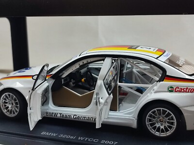 Autoart 1/18 2007 BMW 320i E90 WTCC Team Germany J.Muller 2