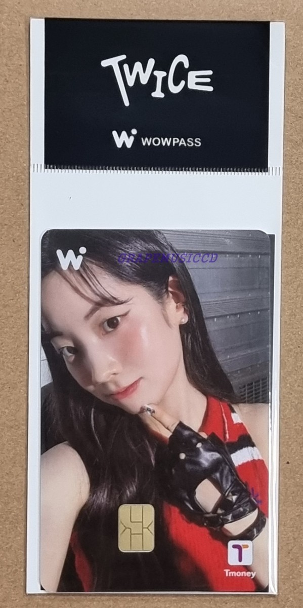 TWICE OFFICIAL MD GOODS 10TH Anniversary WOWPASS WOW PASS CARD