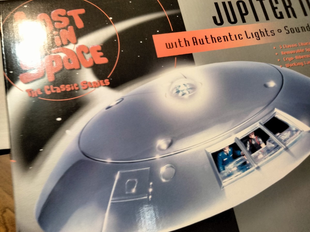 ロスト・インスペースJUPITER II 飛行船未開封 コレクター向けLn546