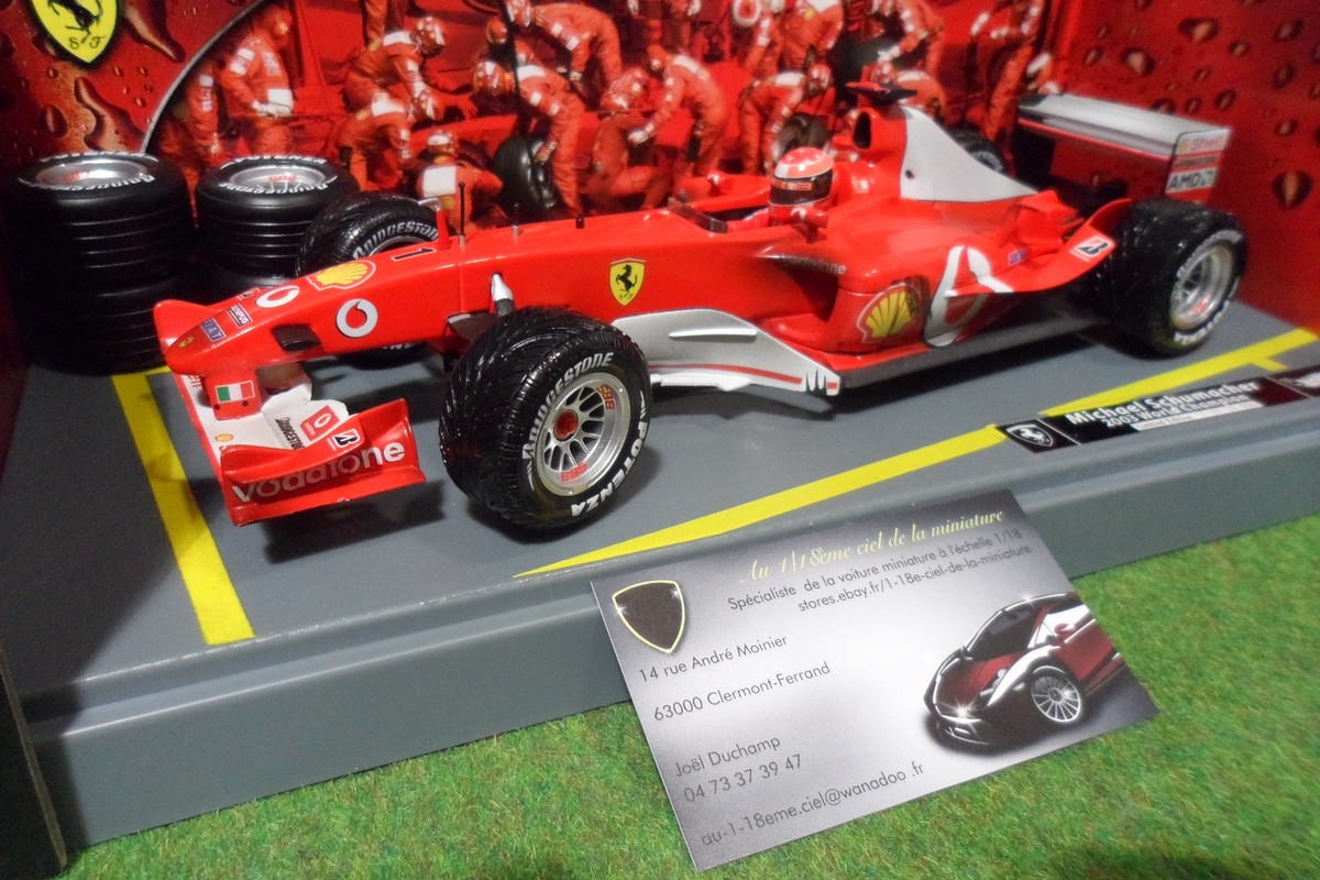 F1 FERRARI F2003 SCHUMACHER # 1 PIT STOP WORLD CHAMPION au 1/18