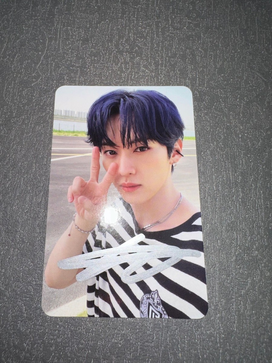 STRAY KIDS OFFICIAL MAXIDENT SKZSHOP SIGNED AUTOGRAPH PHOTOCARD