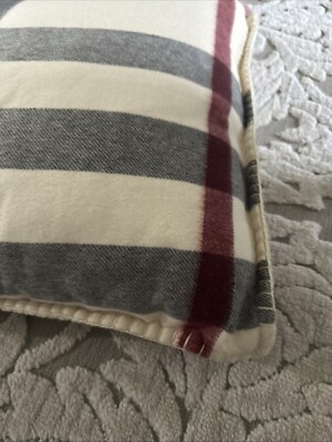 Authentic NEW BURBERRY Stone MEGA Check Cashmere Cushion Throw
